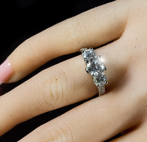 Elizabeth 7mm Three Stone Engagement Ring | 1ct | 3ct