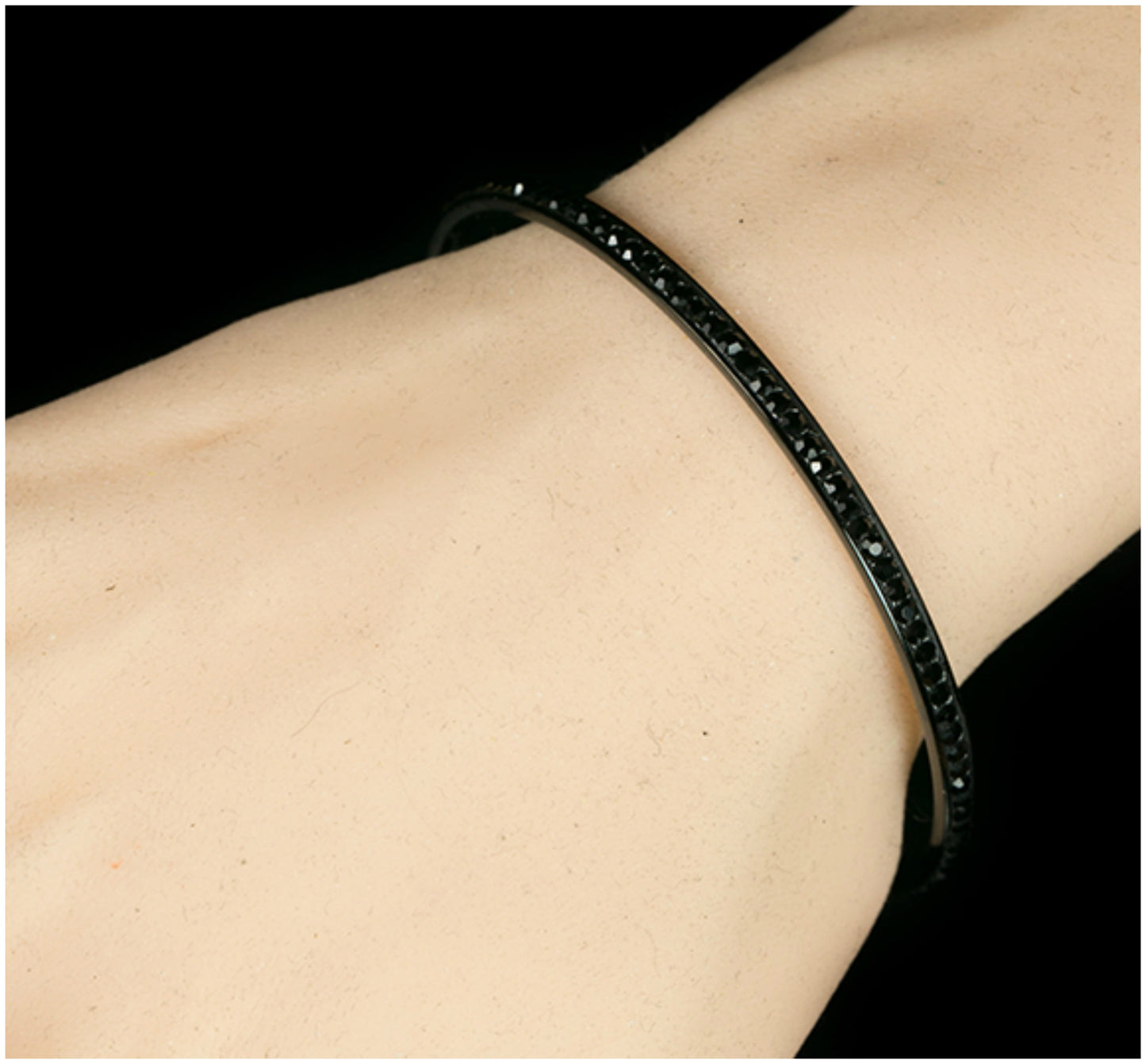 Katlynn Round CZ Bangle Bracelet | 2ct