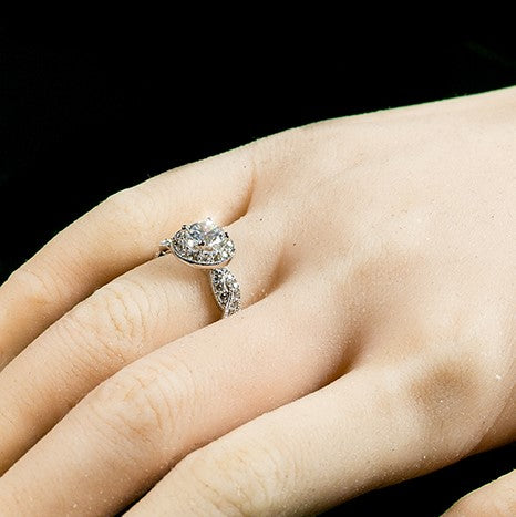 Sara 6mm Round CZ Halo Engagement Ring | 0.9ct | 1.8ct