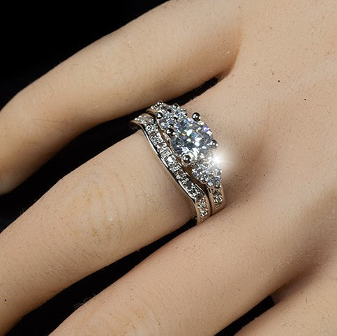 Bella 7mm Round Triplet Engagement Ring Set | 1.4ct | 2.5ct