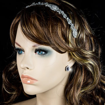 Kate Royal Oval Sapphire Stud Earrings