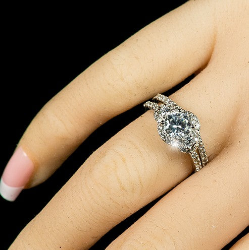 Narah 6mm Round Three Stone Engagement Ring Set | 1ct | 2.5ct