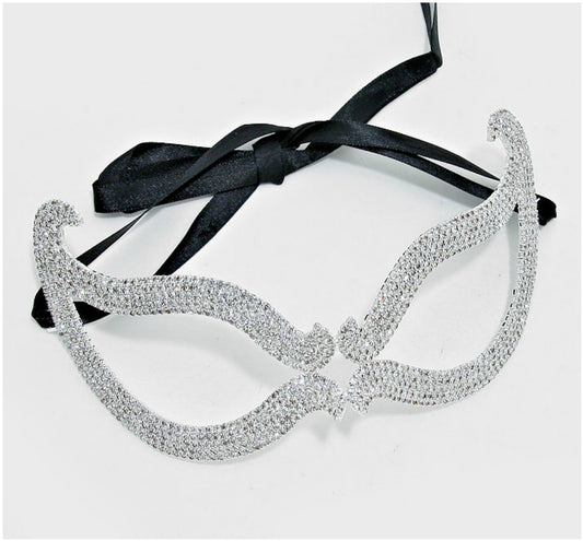 Bijou Romantic Cat Eye Crystal Masquerade Mask | Silver | Crystal - Beloved Sparkles
- 1