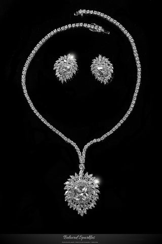 Brisa Vintage Royal Cluster Pendant Necklace Set | 80 Carat | Cubic Zirconia