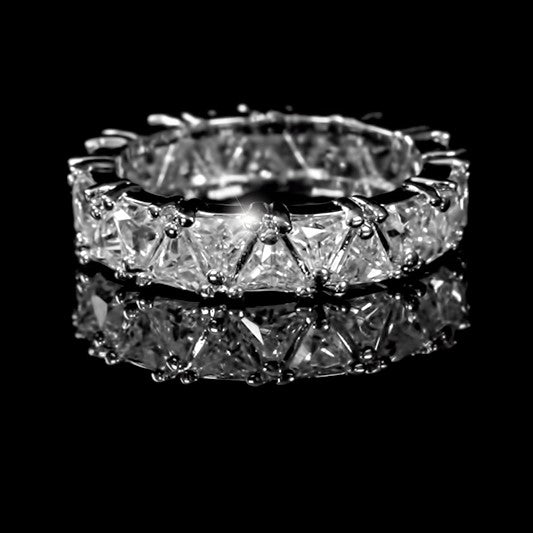 Freya 4mm Trillion Cut Eternity Band Ring | 6ct