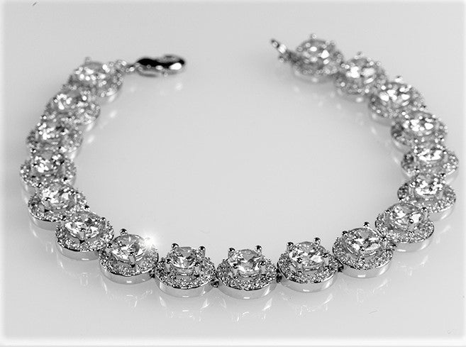 Galina 6mm Round Halo Statement Bracelet | 7in