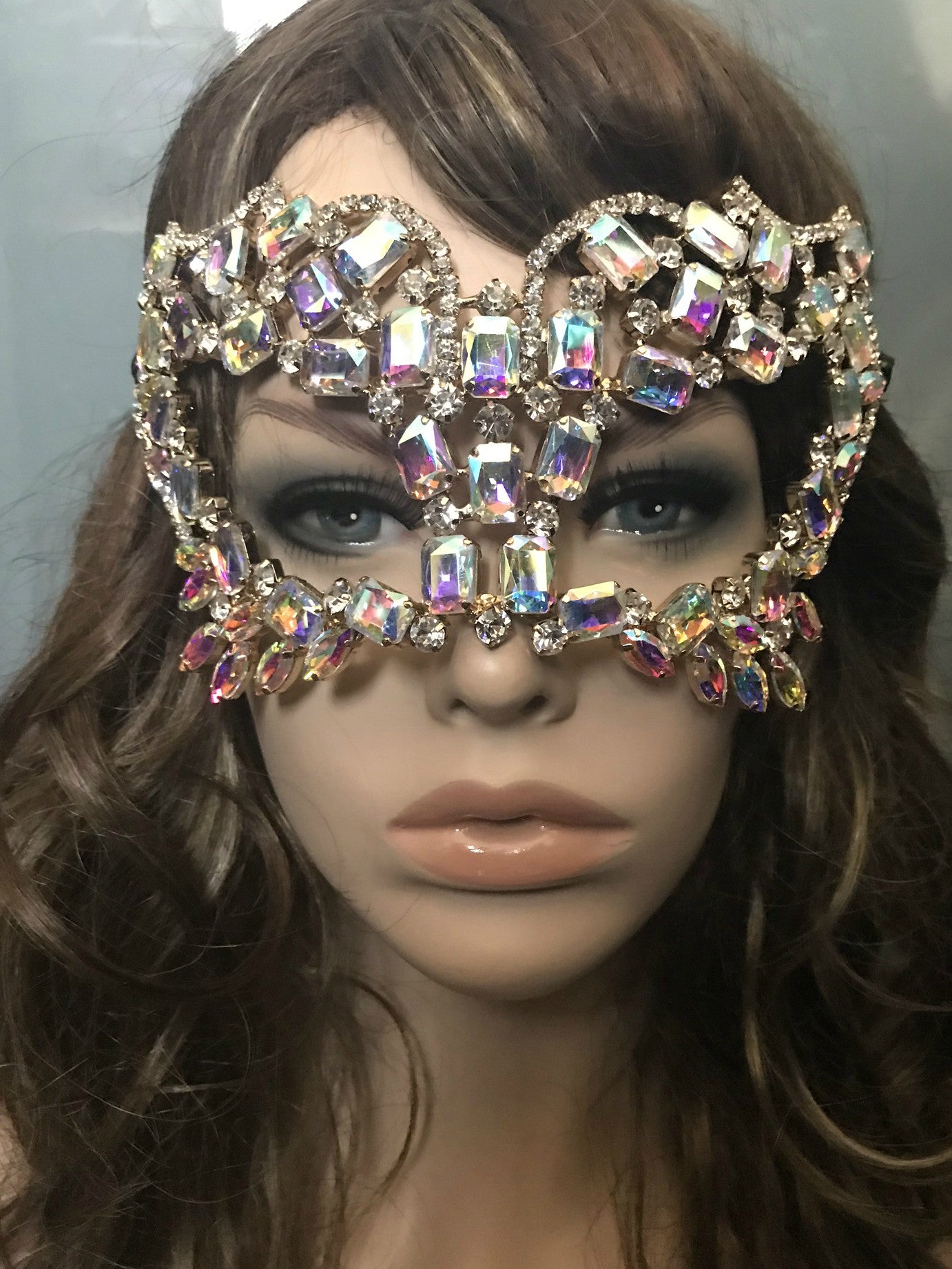 Gusta Radiant Crystal Cluster Masquerade Mask