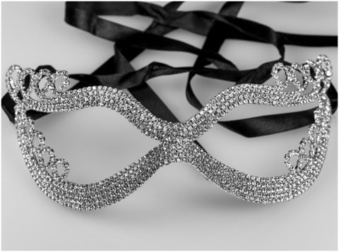 Kinza Crystal Loops Silver Masquerade Mask | Silver | Crystal