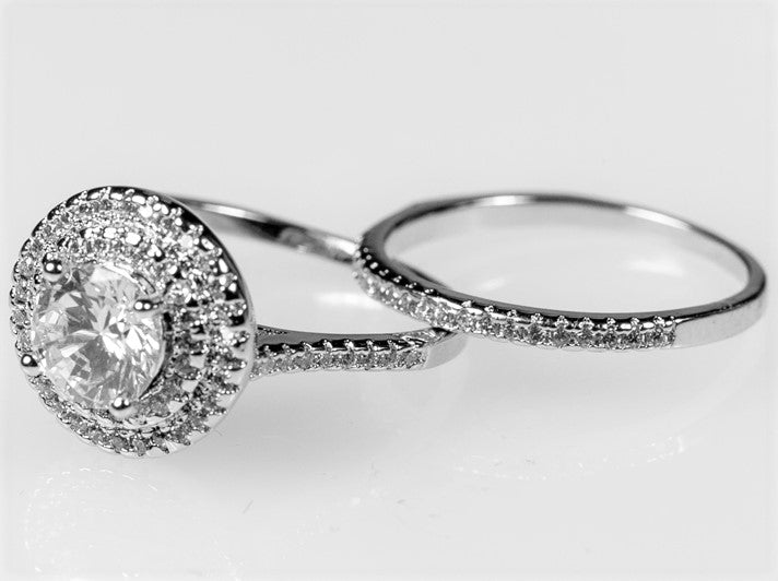 Kleta 7mm Round Halo Engagement Ring Set | 1 ct