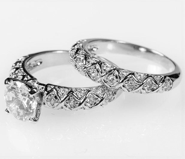 Lindy 8mm Round CZ Engagement Ring Set | 2ct
