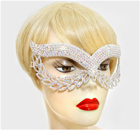 Maddie Exquisite Cat Eye Masquerade Mask | Silver | Crystal - Beloved Sparkles
 - 2