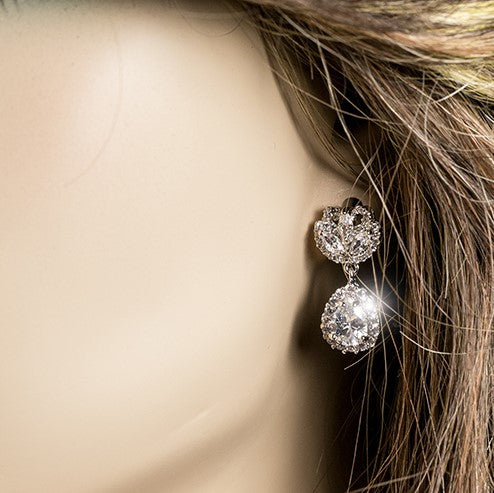 Nettie Vintage Cluster Pear Drop Necklace Set