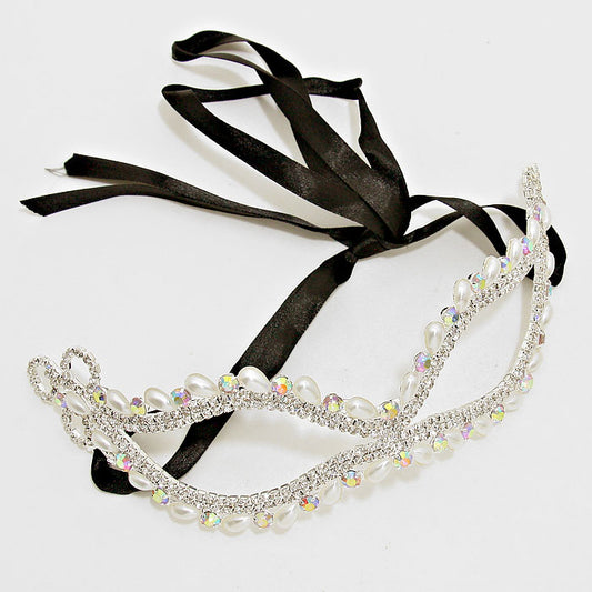 Ricada Pearl Cluster Masquerade Mask