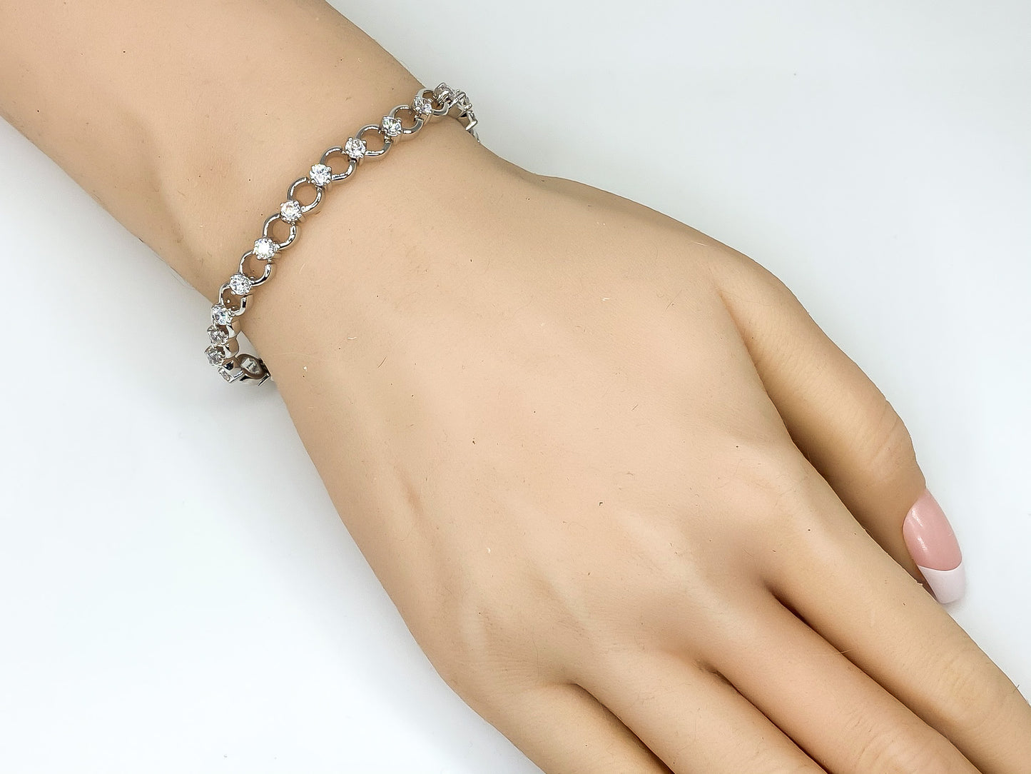 Trixie Alternating CZ Circles Fashion Bracelet | 7.25in