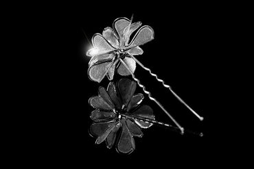 Orlina Large Mesh Flower Hair Stick Pin | Rhinestone - Beloved Sparkles
- 2