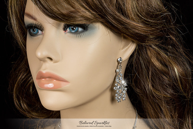 Yuki Crystal Crescent Swirl Necklace Set | Rhinestone - Beloved Sparkles
- 4