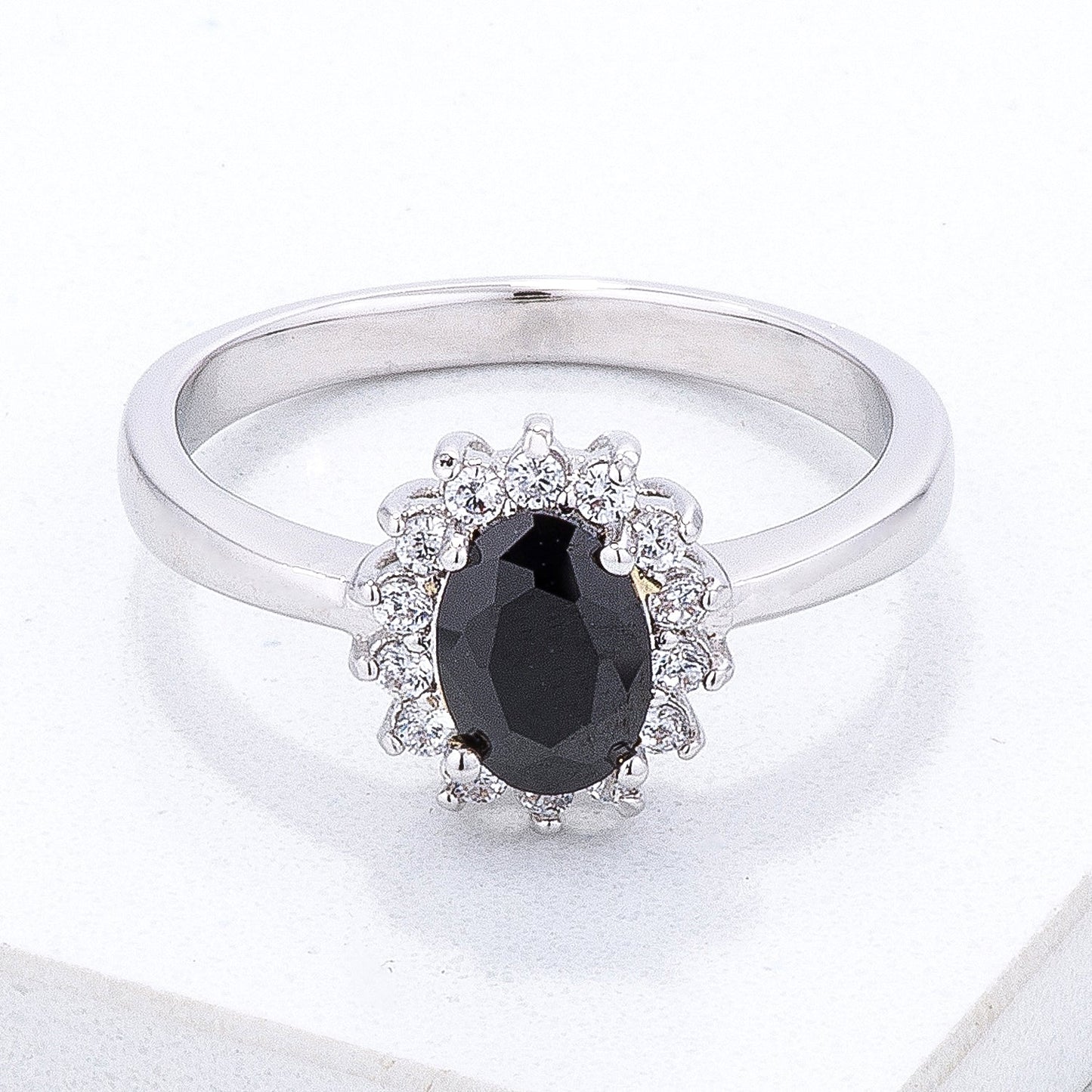 Chesna 8mm Mystic Blue Halo Ring | 1ct