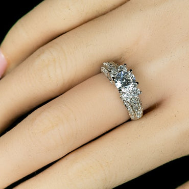 Colette 6.4mm Round CZBrillant  Engagement Ring | 1ct