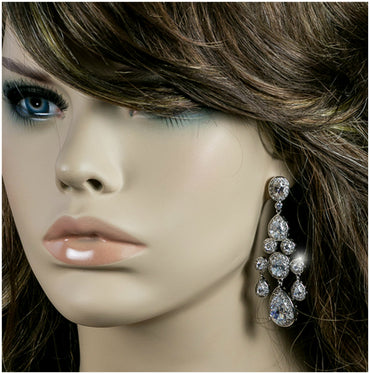 Ariana Cluster Dangle Chandelier Earrings | 2.8in