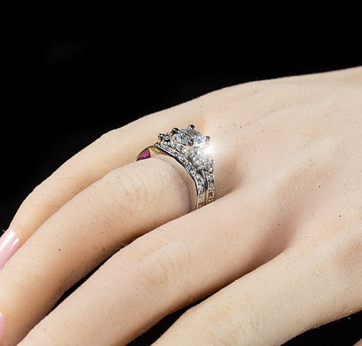 Bella 7mm Round Triplet Engagement Ring Set | 1.4ct | 2.5ct