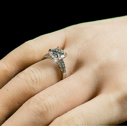 Carmela 8.5mm Round Solitaire Ring | 2.5ct