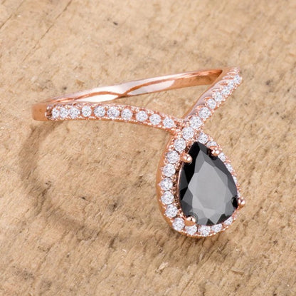 Ladda 8x6mm Pear CZ Chevron Ring | 1.25ct