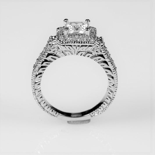 Chiara Vintage Princess Halo Engagement Ring Set | 3ct