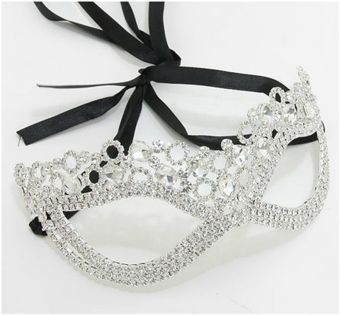 Chilati Circle Cluster Masquerade Mask | Silver | Crystal - Beloved Sparkles
 - 1