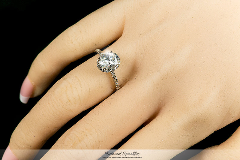 Laveda 1.3ct  Oval Halo Solitaire Engagement Ring | 2.3ct