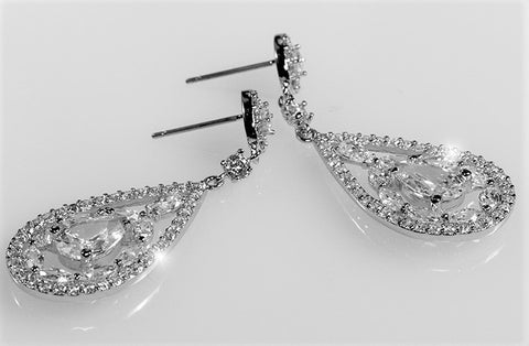 Tamara Cluster Dangle Earrings | 46mm
