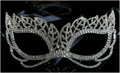 Keely Vintage Leaf Cluster Masquerade Mask | Crystal | Silver