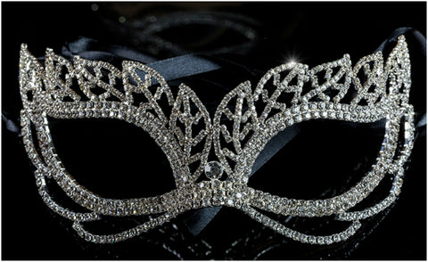 Keely Vintage Leaf Cluster Masquerade Mask | Crystal | Silver
