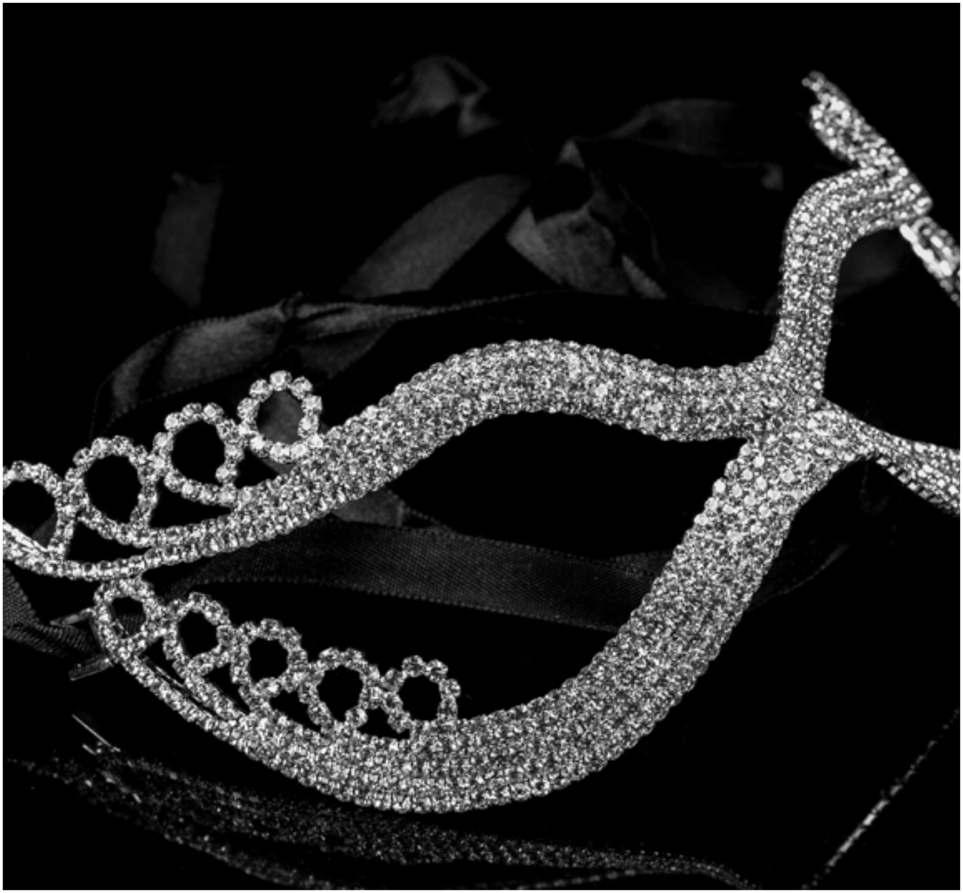 Kinza Crystal Loops Silver Masquerade Mask | Silver | Crystal - Beloved Sparkles
 - 2