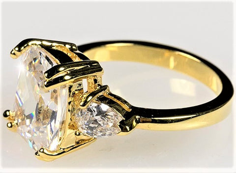 Aurora Radiant CZ Three Stone Engagement Ring | 7.5ct | 18k Gold