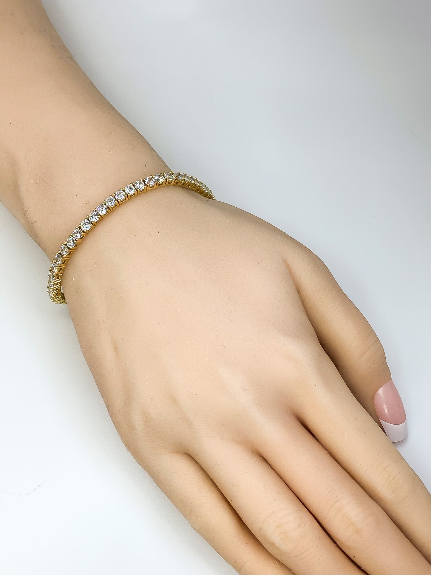 Cassidy 3mm Clear Round Tennis Bracelet – 8in | 10ct