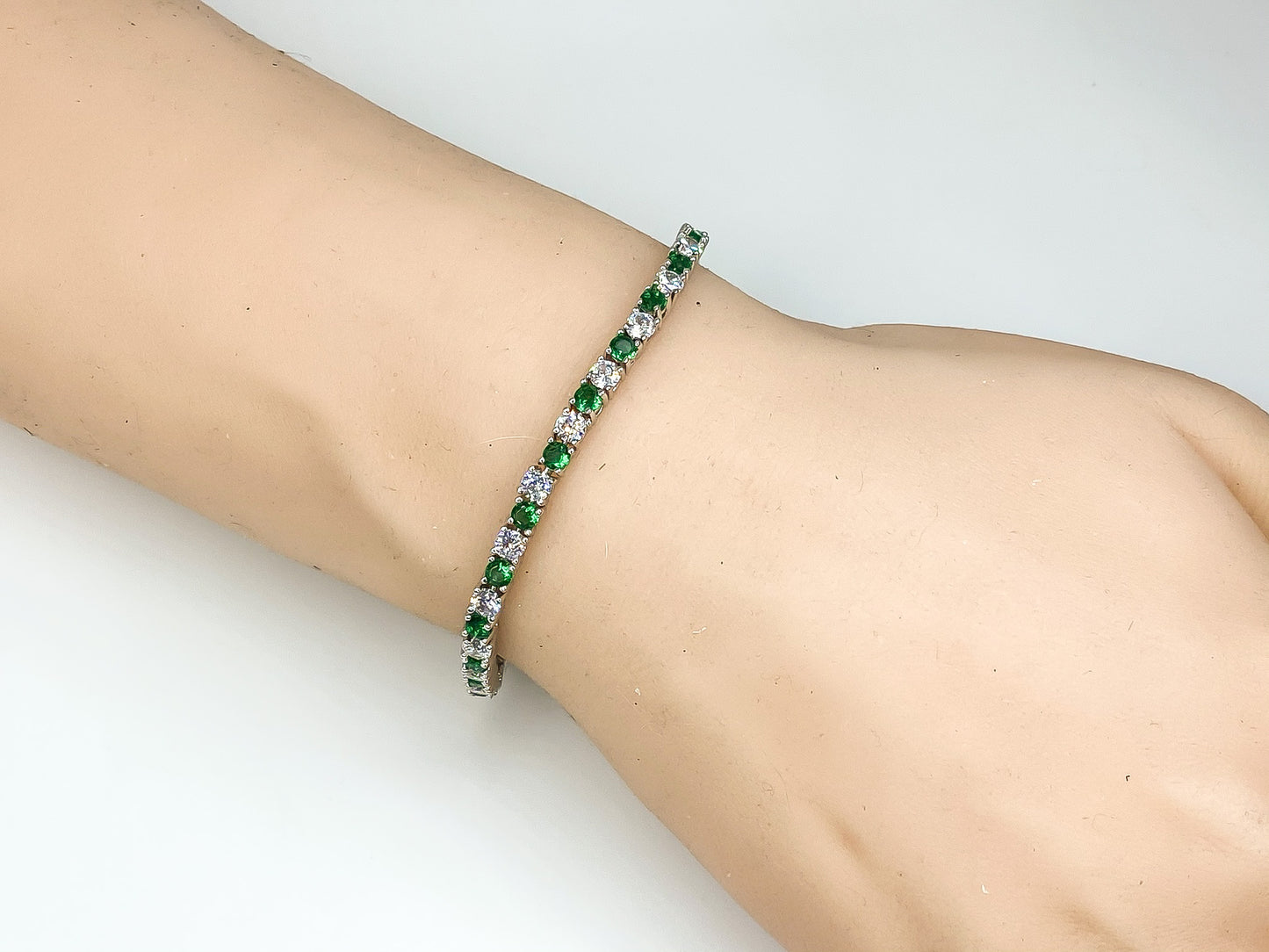 Cassidy 3 Emerald and Clear Round  CZ Tennis Bracelet – 7in | 10ct