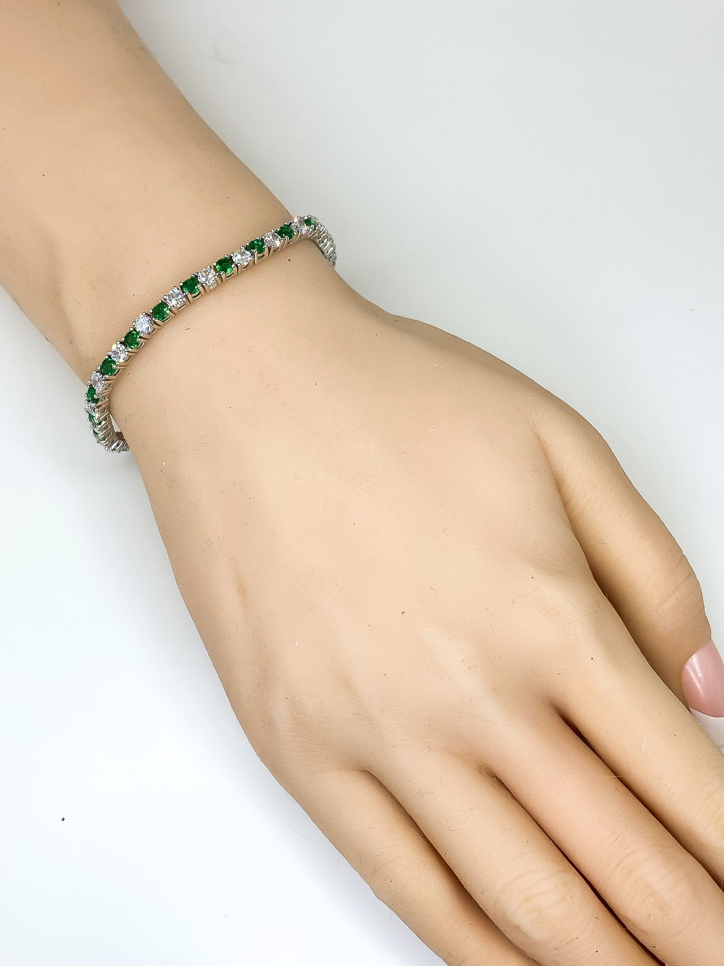 Cassidy 3 Emerald and Clear Round  CZ Tennis Bracelet – 7in | 10ct