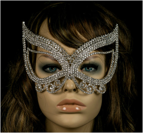 Pirene Exquisite Butterfly Masquerade Mask | Silver | Crystal - Beloved Sparkles
 - 3