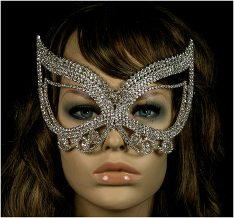 Pirene Exquisite Butterfly Masquerade Mask | Silver | Crystal - Beloved Sparkles
 - 3