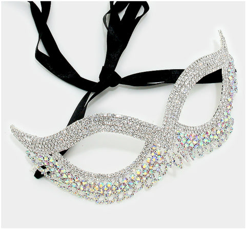 Teri Classic Cat Eye Crystal Silver Masquerade Mask. - Beloved Sparkles
 - 3