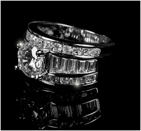 Liana Luxurious Round Engagement RIng | 6.5ct