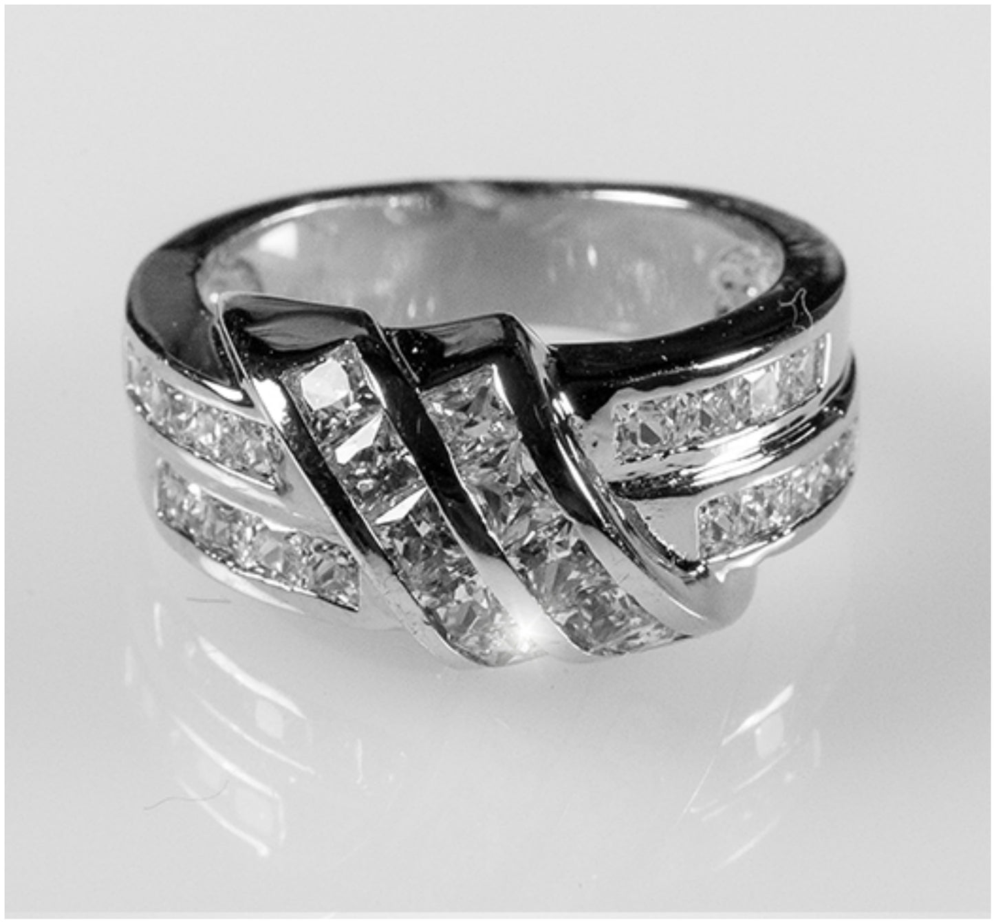 Darla Double Knot Fashion Cocktail Ring | 3.5ct