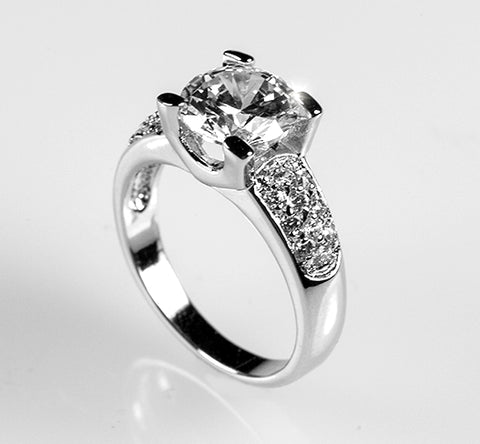 Greta Pave Cluster Round Cut Engagement Ring | 2.3ct