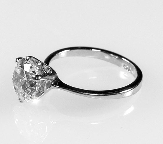 Temila 8mm Round Solitaire Engagement Ring |  2ct